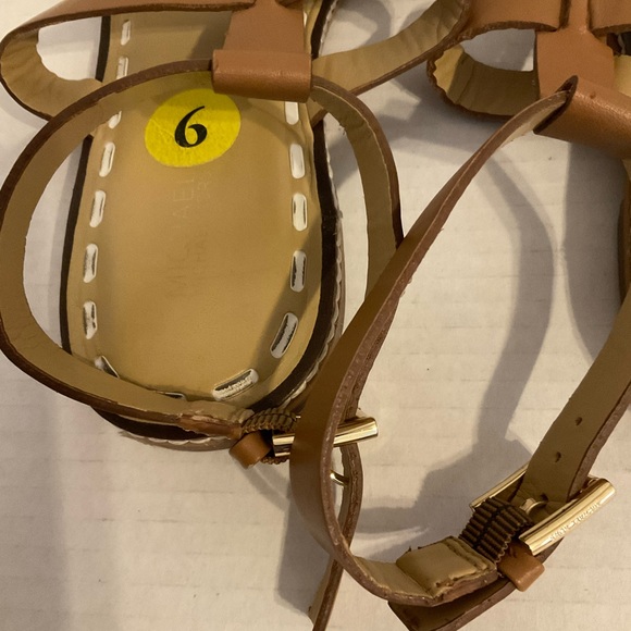 Micheal Kors Fallon Flat Sandal size 9 - Picture 3 of 4